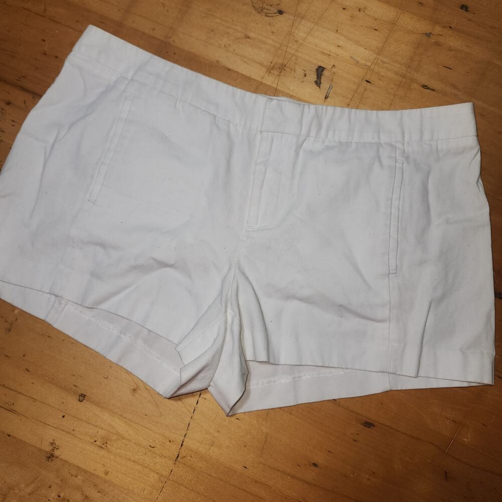 GAP sz 16 white shorts 100% cotton Summer 2011